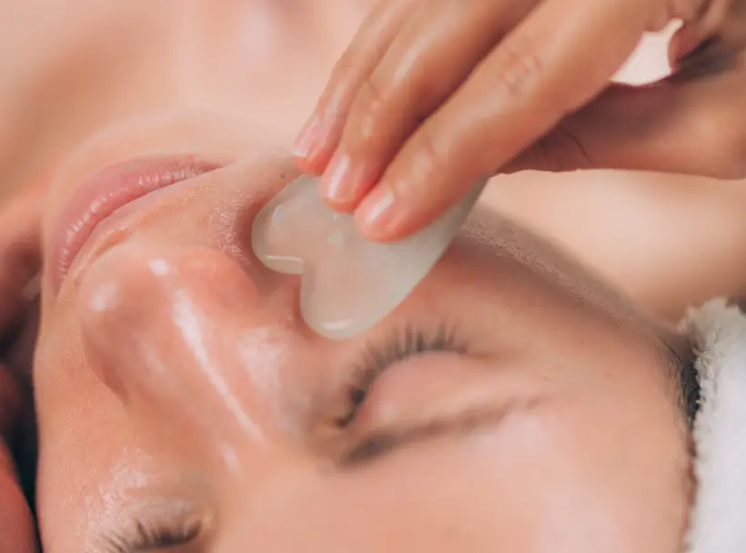 Massage Gua Sha aux pierres semi-précieuses